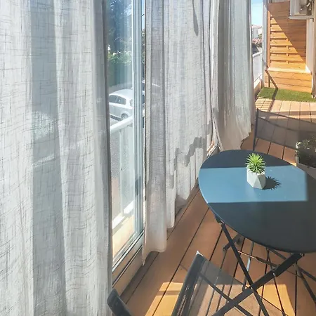 1 Bedroom In *